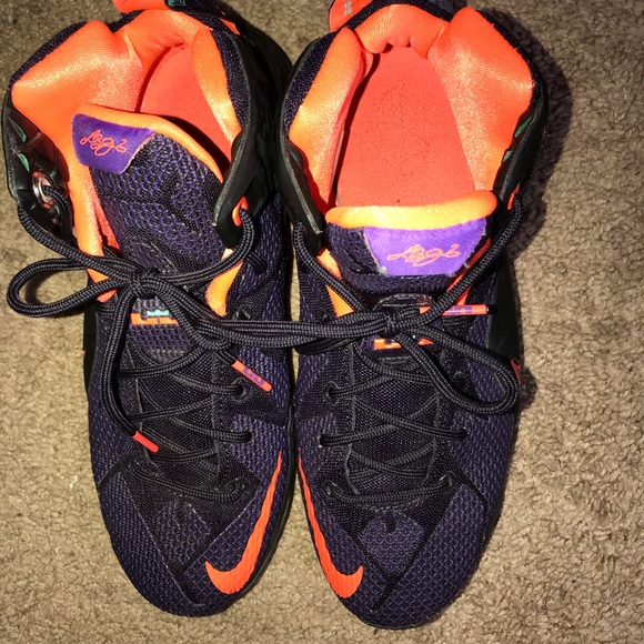 lebrons - Picture 7 of 7
